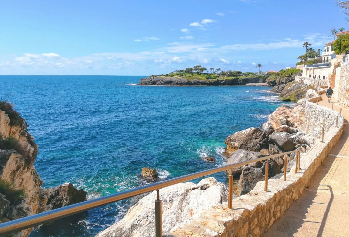The Best Seaside Walking Trails - Best French Riviera seaside turstier cap dail 1