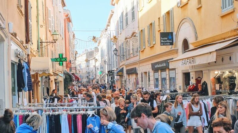 Die besten Shopping-Angebote und -Verkäufe - Grande Braderie Saint Tropez-Führer 1