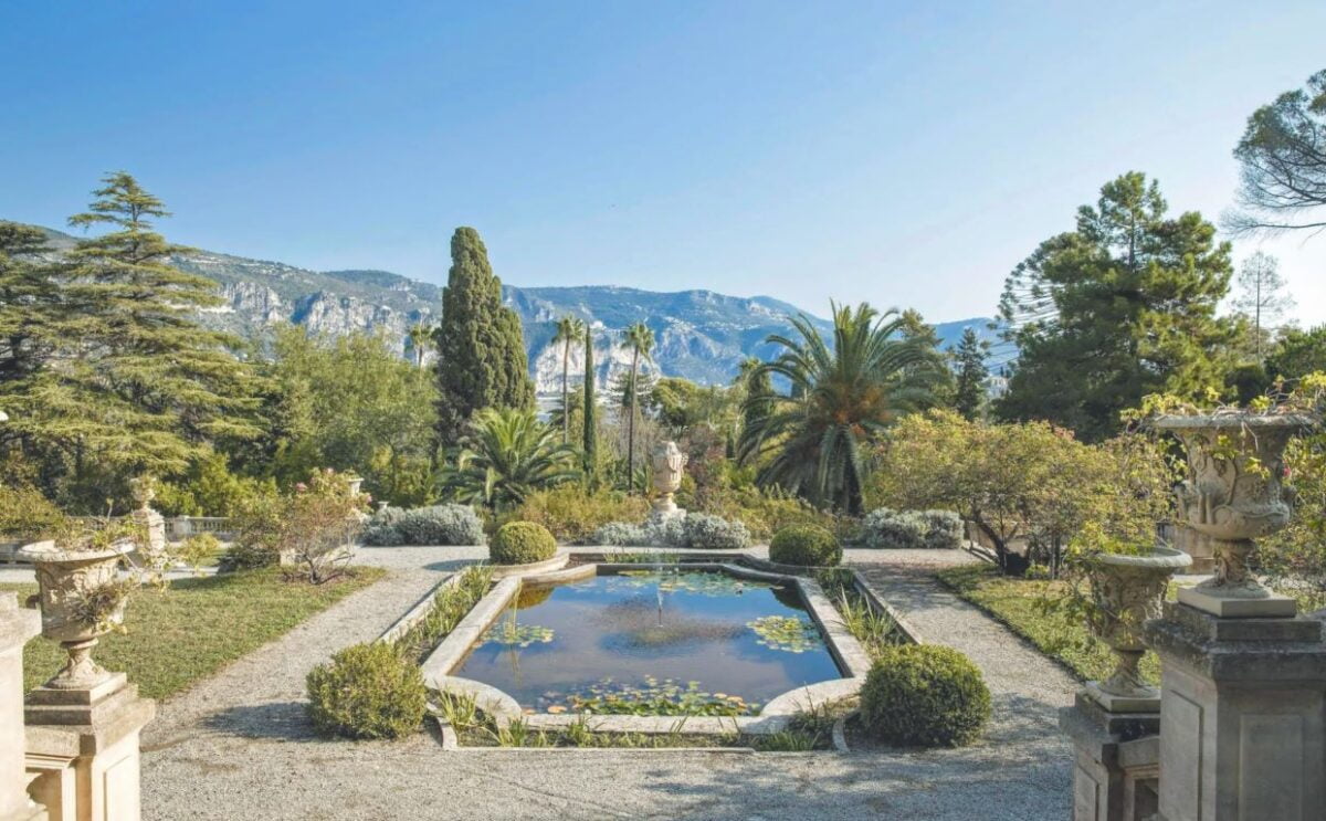 Villa les Cèdres, a Controversial Oligarch, & a Cruel King - ICONIC RIVIERA