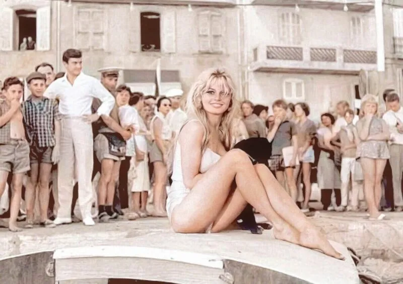 Brigitte Bardot e lo scandalo che ha reso famosa Saint-Tropez - storia di saint tropez brigitte bardot 1