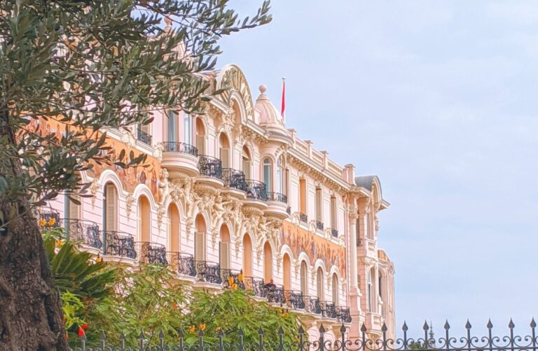 MONACO MONTE CARLO INSIDER TRAVEL GUIDES VON ICONIC RIVIERA intelligence overview