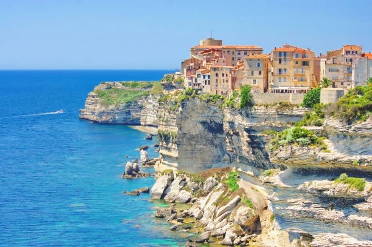 The Most Charming Towns on the French Riviera - ICONIC RIVIERA