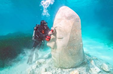 Het Underwater Art Museum - onderwaterkunstmuseum van Cannes1